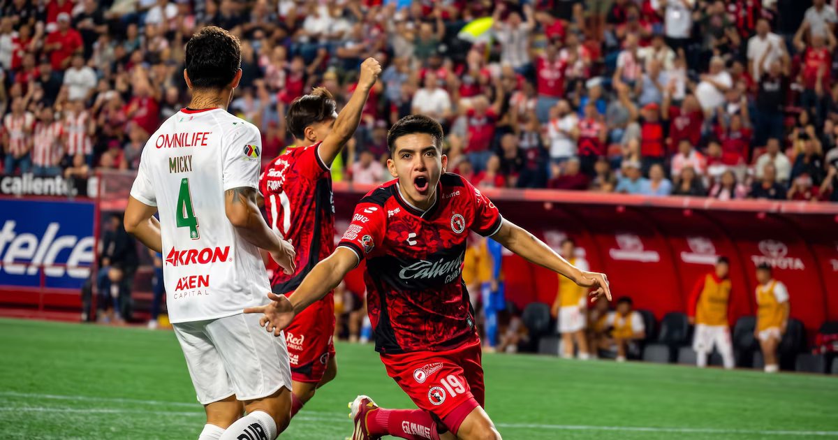El Paris Saint-Germain considera a Gilberto Mora, figura del Club Tijuana, por su valor de mercado en la Liga MX