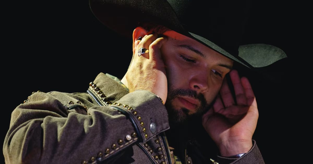 Frase polémica de Leonardo Aguilar, «Nací para triunfar», resurge tras concierto controvertido en Guadalajara