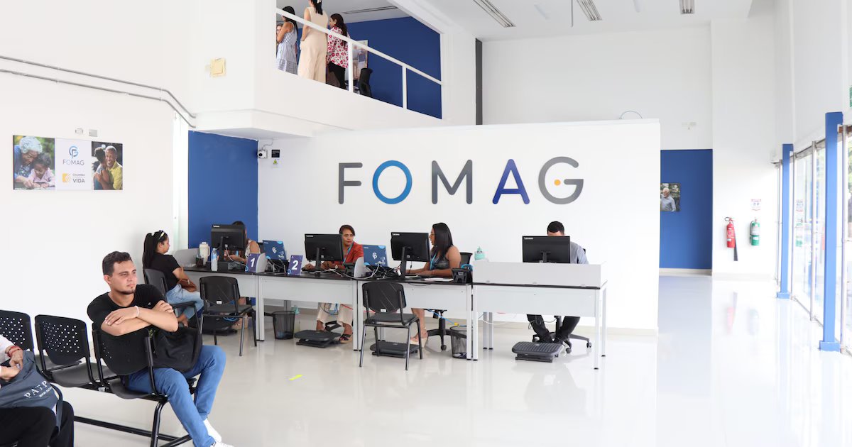 Gobierno de Abelardo de la Espriella dejará contrato fiduciario del Fomag por un año