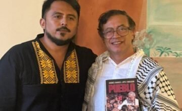 El presidente electo de México lanzó su nuevo Libro como parte de una estrategia de comunicación que vincula el poder con la participación del Pueblo en la democracia.