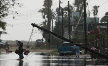 Un sistema tropical en el Pacífico mexicano experimentó un fortalecimiento rápido debido a la temperatura del mar y la humedad atmosférica, mientras se mantuvo bajo vigilancia por.