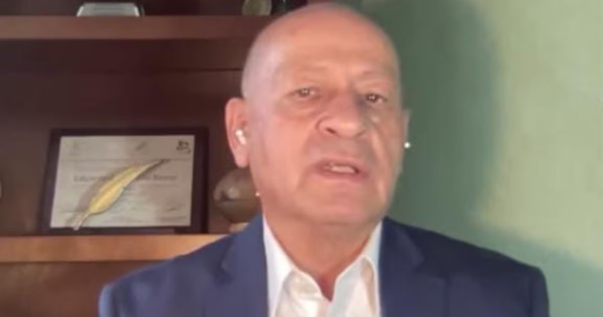 Lalo Camarena evalúa la derrota de Vaquero Navarrete y pronostica si Canelo se retirará en 2027