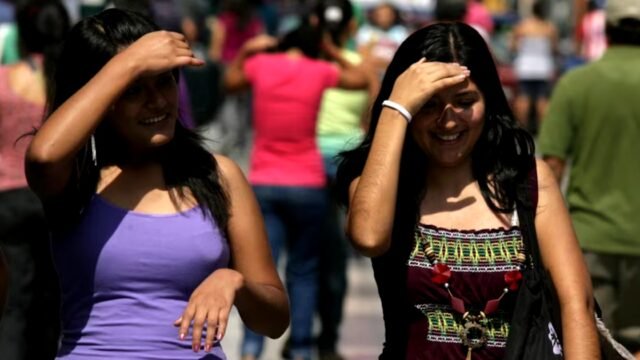 Lluvias intensas en Piura causan inundaciones debido al fenómeno de El Niño en el norte de Perú