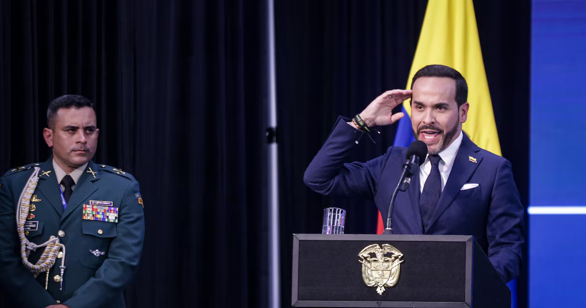 De la Espriella establece nuevos procedimientos para iniciativas legislativas urgentes
