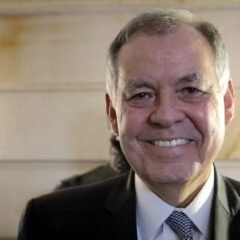 Alejandro Ordóñez, exprocurador y exembajador, prepara su toma de posesión