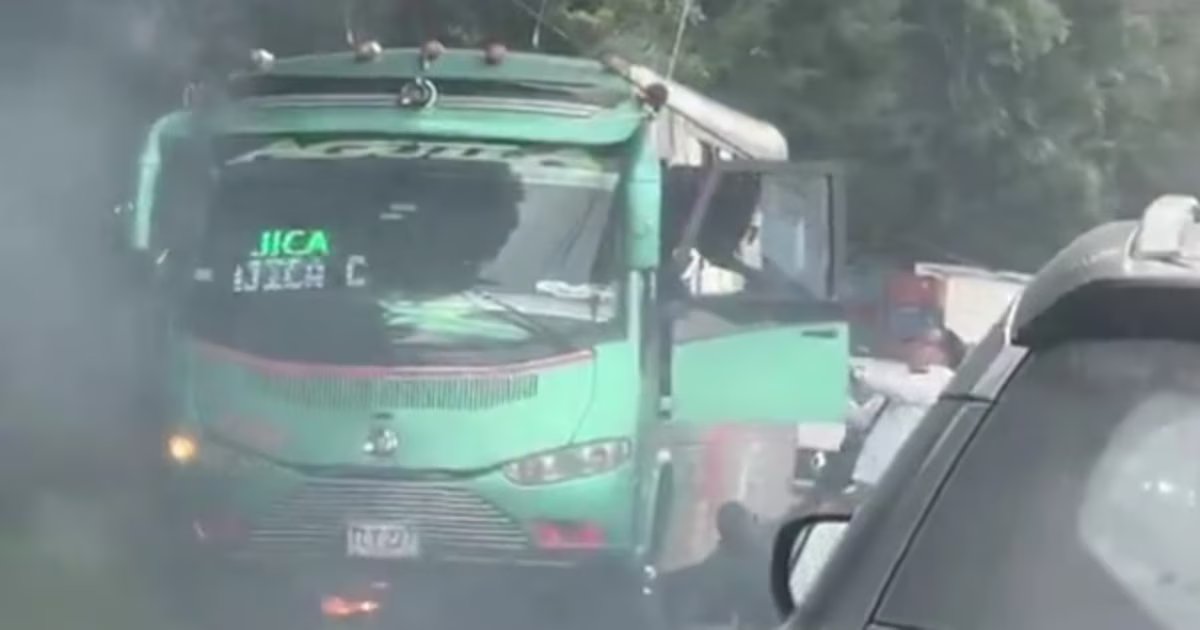 Cables de alta tensión impactaron autobús en Siberia-Tenjo, Cundinamarca; un fallecido