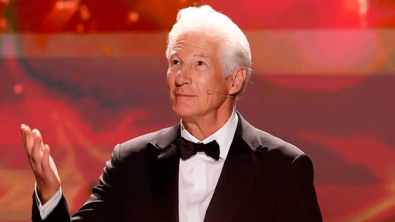 Richard Gere desea comprar vivienda en un próspero pueblo gallego