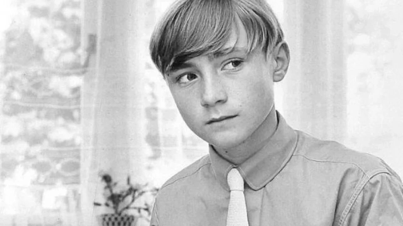 Adolescente que impresionó en teatros de Londres y actuó con The Beatles ahora es leyenda musical
