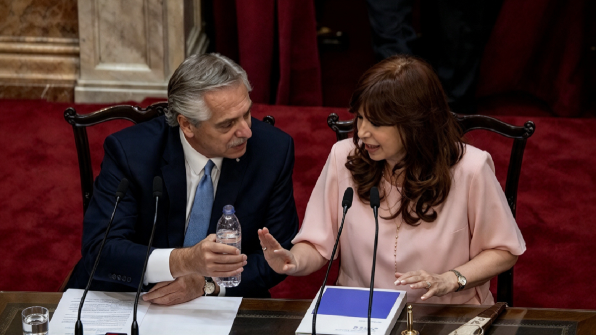 Alberto Fernández y Cristina Kirchner en un acto oficial durante su mandato de gobierno.