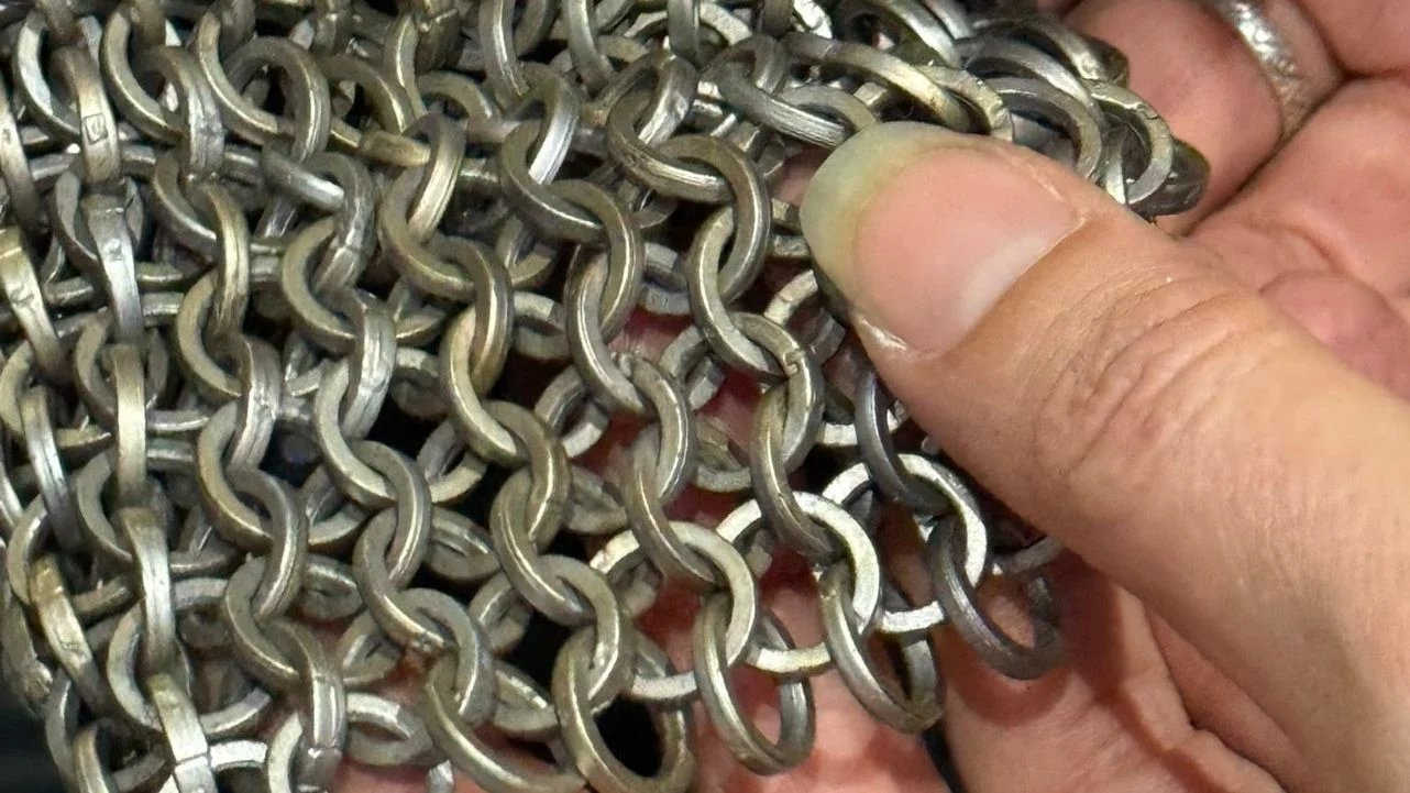 Tres años y medio tardaron dos artesanos en crear réplica