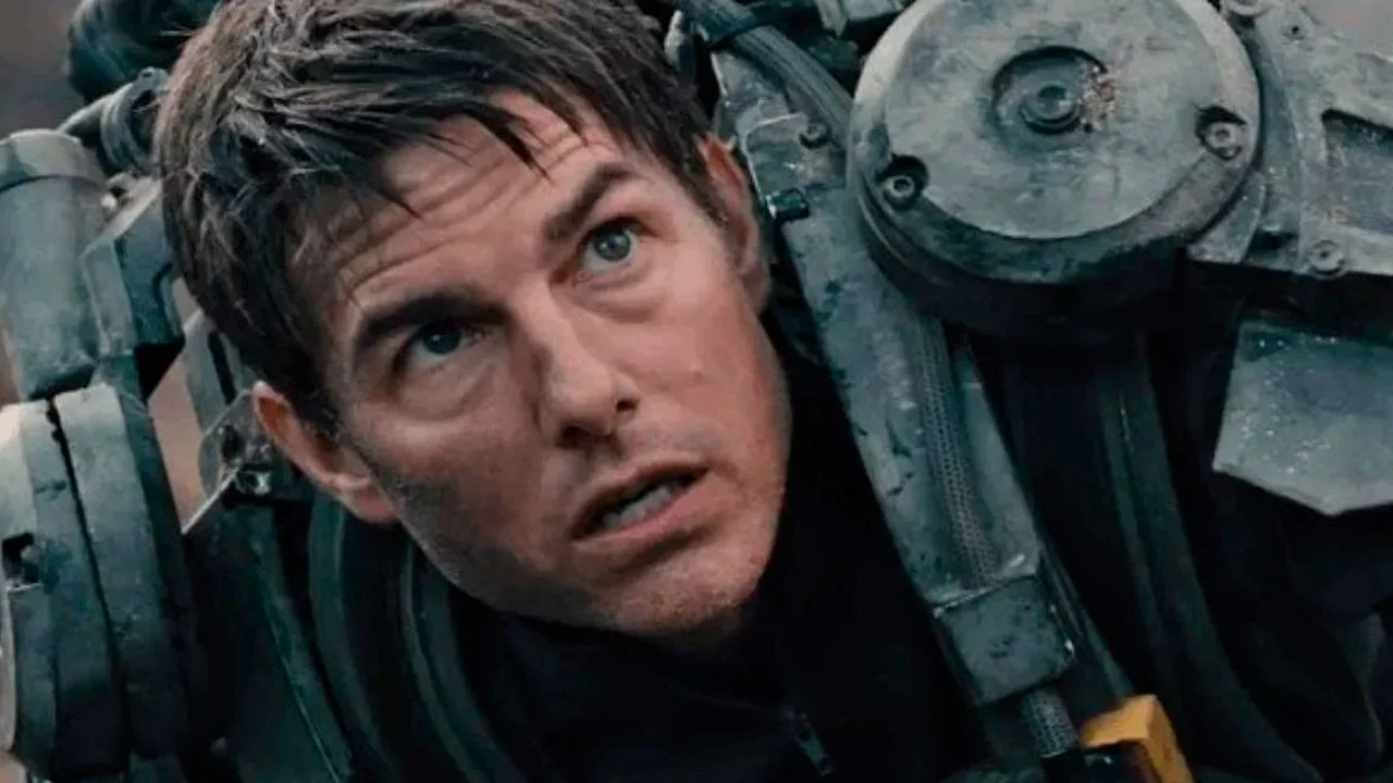 Un filme de ciencia ficción dirigido por Doug Liman explora la naturaleza de la guerra y el ciclo de la vida humana frente a una amenaza extraterrestre que amenaza con aniquilar a.