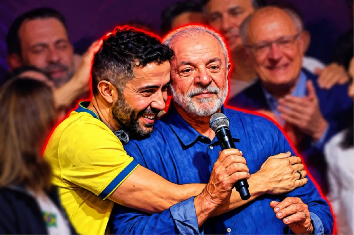 El diputado brasileño André Janones durante un acto político en Brasil.