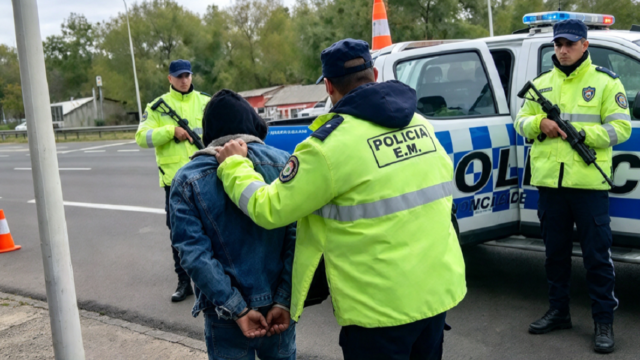 Detención en el puesto policial de Brazo Largo en la provincia de Entre Ríos.