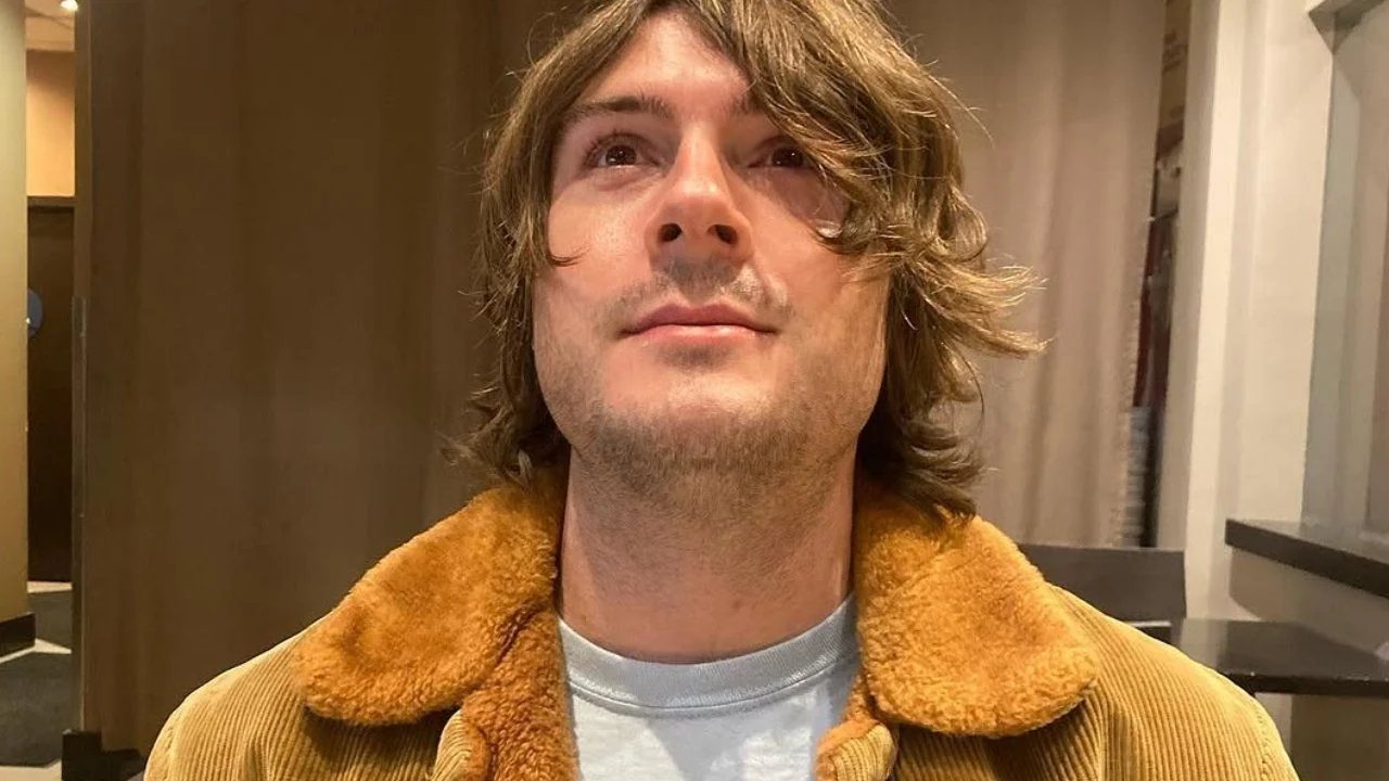 Actor va a debutar en un papel destacado, siendo hijo de estrella reconocida