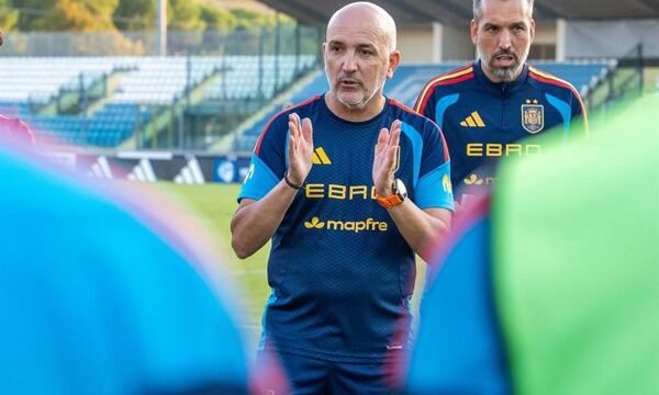 La selección española Sub-21 recibe a San Marino en un partido decisivo para la clasificación al Europeo de Serbia y Albania.