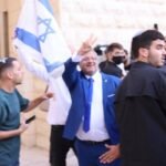 El Tribunal Supremo de Israel recomendó la inhabilitación de un candidato árabe por declaraciones publicadas durante los ataques de Hamás, lo que generó una crisis en el espacio.