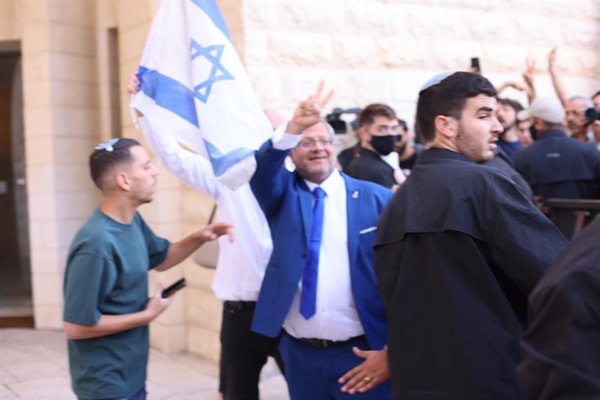 El Tribunal Supremo de Israel recomendó la inhabilitación de un candidato árabe por declaraciones publicadas durante los ataques de Hamás, lo que generó una crisis en el espacio.