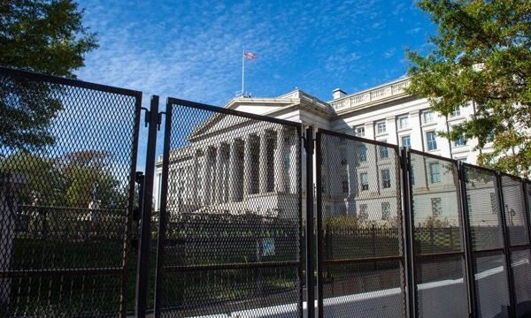 El gobierno de Estados Unidos intensifica su acción contra redes que permiten el financiamiento de grupos considerados terroristas en el mundo, con foco en mecanismos que operan.