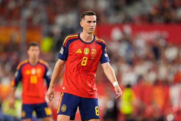 El jugador se encuentra fuera de la concentración por circunstancias personales, mientras España prepara su próxima participación en la Liga de Naciones.