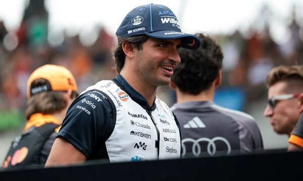 El toque entre dos pilotos en una carrera de Fórmula 1 afectó la posibilidad de puntuación para un equipo de Williams en una etapa clave del campeonato