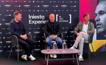 El exfutbolista Andrés Iniesta participa en una iniciativa que promueve el bienestar emocional en jóvenes atletas mediante actividades físicas estructuradas.