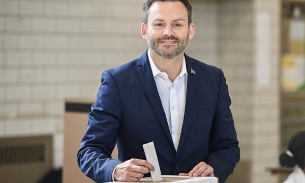 El triunfo del Partido Quebequés marca un cambio político en el territorio canadiense, con implicaciones en la agenda de soberanía y alianzas gubernamentales.