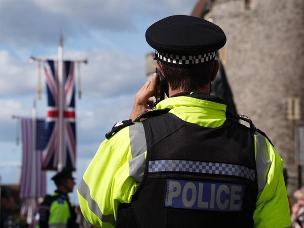 El gobierno británico continúa investigando una serie de eventos vinculados a una acción cerca de una instalación militar que alberga personal estadounidense, con autoridades que.