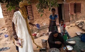 El gobierno maliense y sus aliados rusos han intensificado operaciones aéreas y terrestres en el norte del país, tras recuperar control parcial de ciudades clave como Kidal.