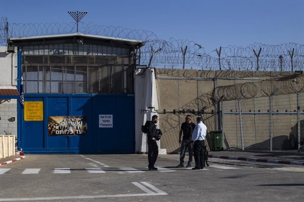 Desde el 7 de octubre, Israel ha intensificado sus operaciones de detención en Cisjordania y Gaza, afectando a miles de personas sin cargos definidos ni juicios abiertos.