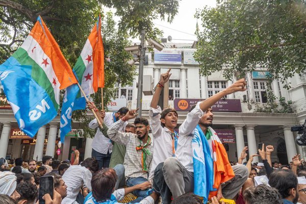 Detuvieron a 600 personas en Nueva Delhi antes de protestas masivas