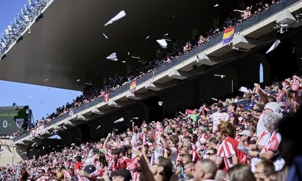 Hansi Flick destaca el carácter especial de su equipo de fútbol