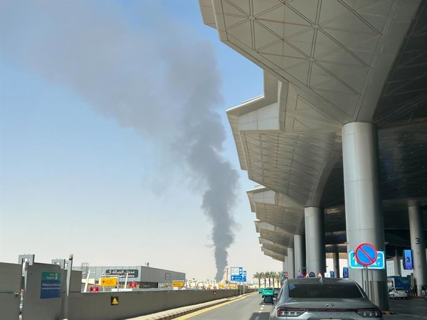 El aeropuerto de Riad permanecerá cerrado hasta el 17 de octubre tras ataques mortales de los hutíes