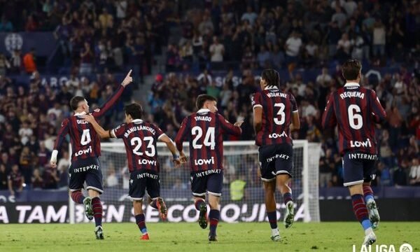 La UD Las Palmas cesa a Rubén de la Barrera como entrenador