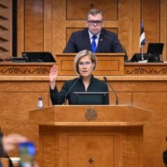 Ülle Madise asume la presidencia en Estonia con enfoque occidental y apoyo a Ucrania
