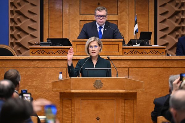 Ülle Madise asume la presidencia en Estonia con enfoque occidental y apoyo a Ucrania