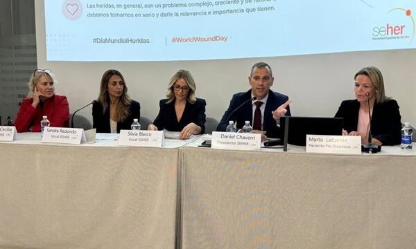 Philips presenta innovadora plataforma móvil para mejorar la vigilancia cardiaca y gestión de alertas