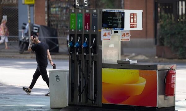 Prysmian finaliza la adquisición de Xtera por 58 millones de euros para expandir servicios de telecomunicaciones submarinas