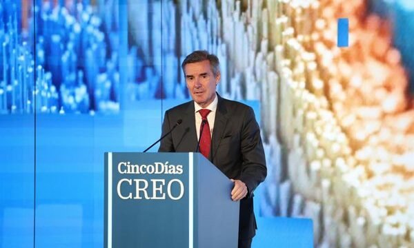 Sindicatos reclaman incremento del 7% en el SMI para 2027, alcanzando 18.290 euros anuales
