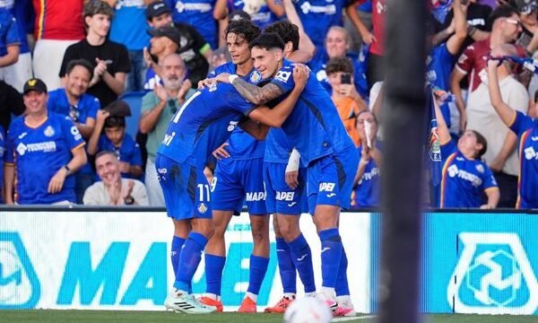 El pádel alcanza 40 millones de jugadores y genera 8.600 millones de euros globalmente