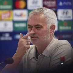 Mourinho cuestiona el momento de la sanción antes de un juego clave