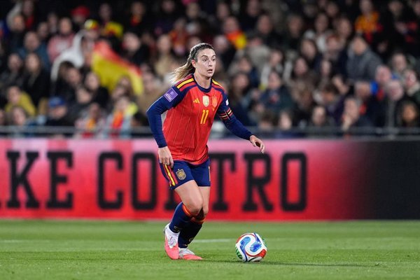 Alexia Putellas espera contribuir al próximo triunfo de España