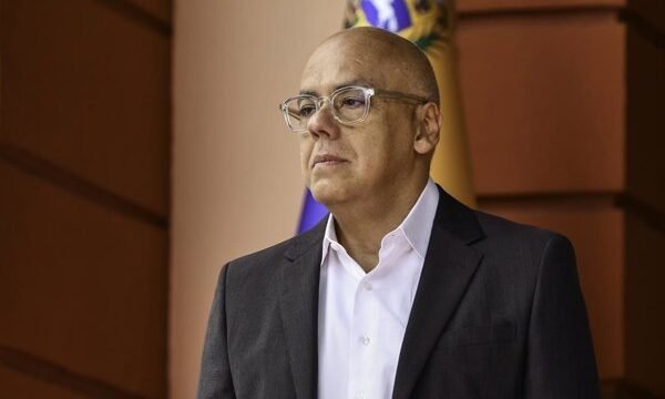 Miles de ciudadanos protestan en Colombia en una marcha nacional contra el Gobierno
