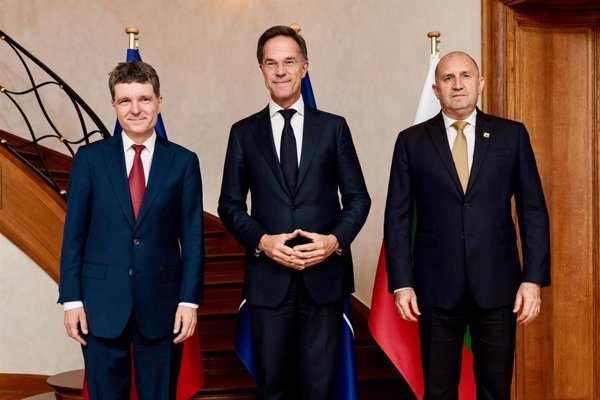Rutte se reúne con líderes de Bulgaria y Rumanía tras recientes ataques con drones en el Mar Negro