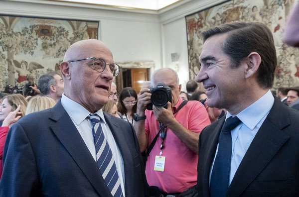 El valor bursátil de BBVA aumenta un 40% tras OPA fallida, comparado con el 4,3% de Sabadell