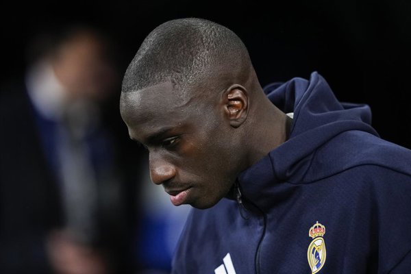 El juicio de Ferland Mendy por ataque de perro a menor inicia el 21 de diciembre