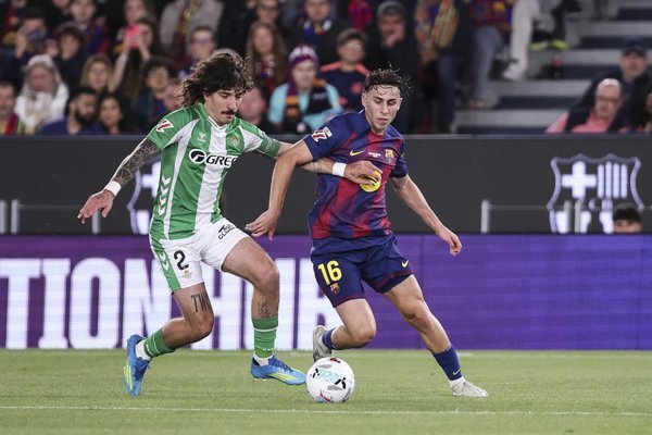 Real Betis se enfrenta al FC Barcelona en la jornada de Primera División