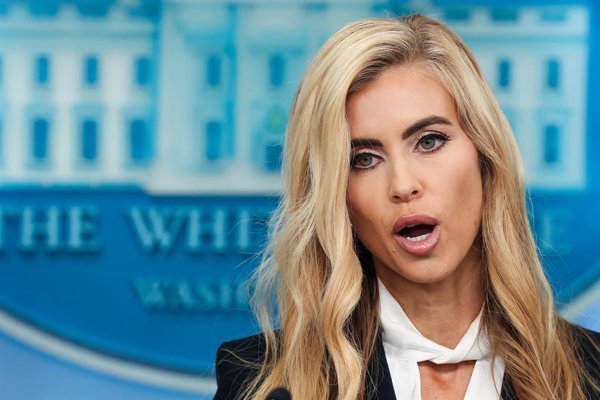Donald Trump reconsidera a Katie Zacharia para el puesto de portavoz en nuevo vídeo