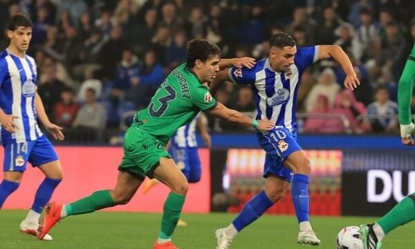 Histórico en el fútbol: Uruguay estrenó la tarjeta digital