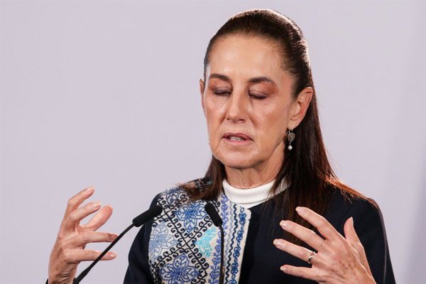 Sheinbaum analizará aumentos salariales y nuevas plazas tras rechazo de trabajadores de salud a su oferta reciente