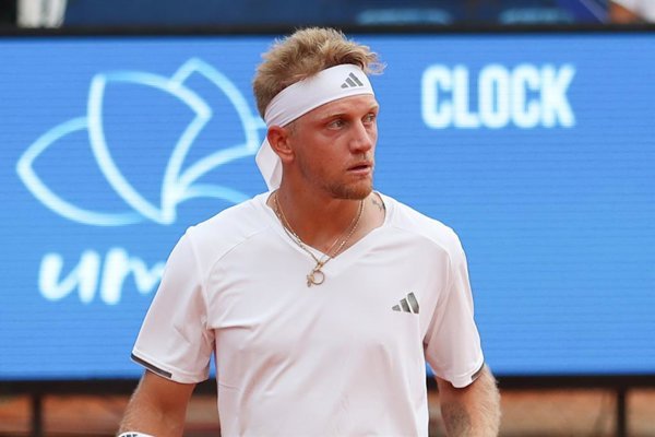 Davidovich supera a Jódar y se lleva el título en Shanghái
